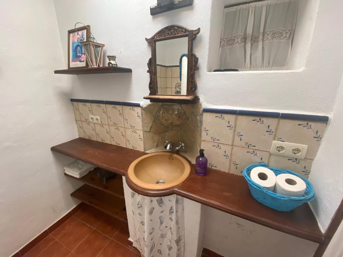 Beautiful Traditional Town House アルダレス エクステリア 写真